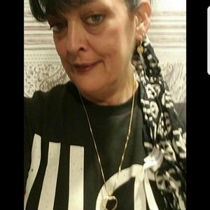 Meet your Posher, Sue